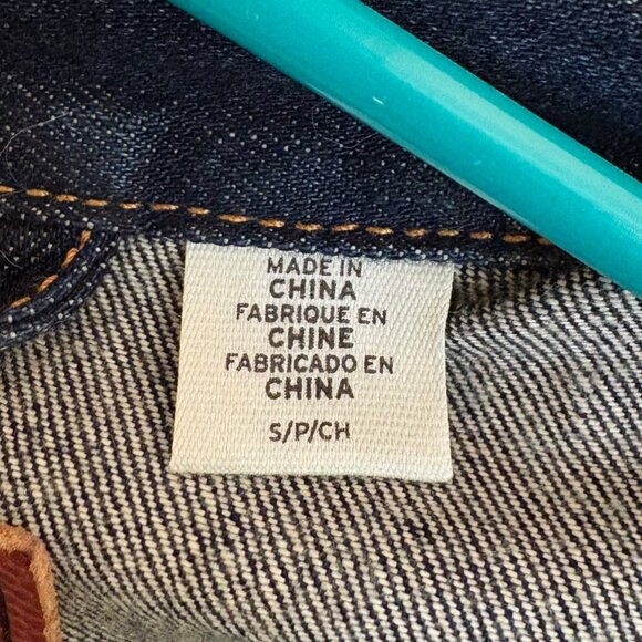 NWOT Levis NFL Carolina Panthers Denim Trucker Jacket Special Edition Size Small - Picture 11 of 13